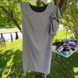 Banana Republic size 14 dress. Worn once-plaid & asymmetrical sleeves.